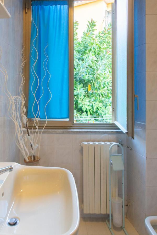 Blue Wave Bed&Breakfast Salernes Extérieur photo